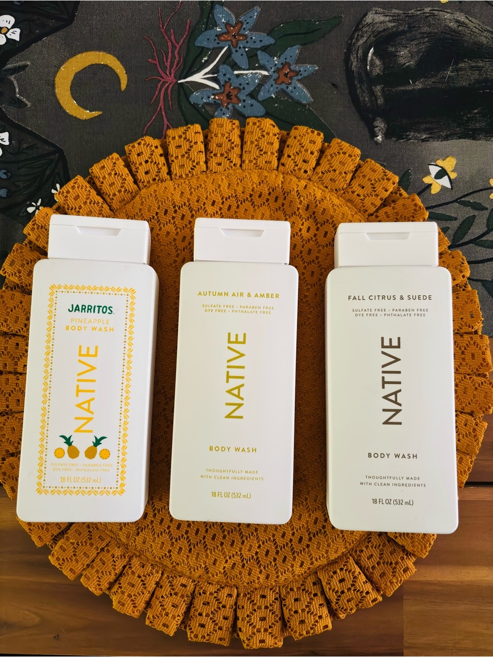3 NATIVE Body Wash Bundle NWOT 18oz Fall Scents + Jarritos Pineapple
